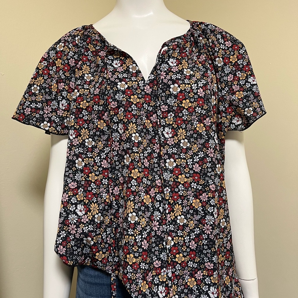 NWT - Simple Fun floral short sleeve blouse - Size 2XL